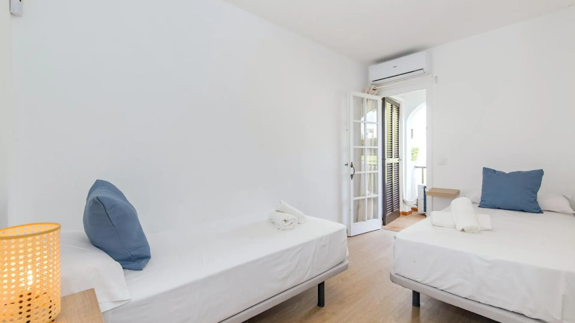 Siesta Mar Private Apt 92 Cala En Porter  Apartment